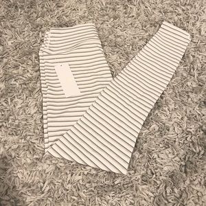 Spiritual gangster white leggings gray stripes NWT